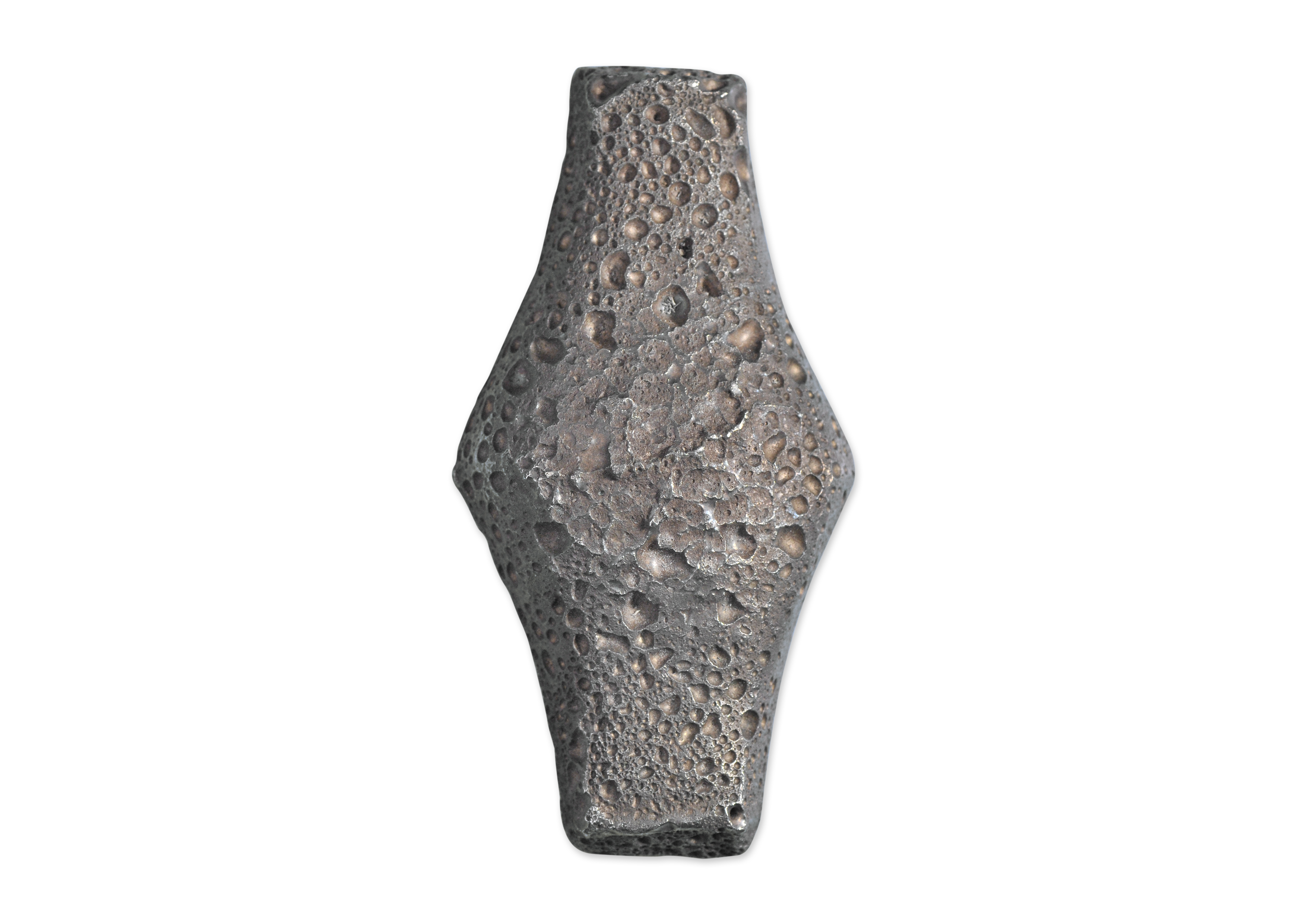 Срібна монетно-вагова гривня XI–XIV століть, що використовувалась як засіб обігу після припинення карбування монет на Русі